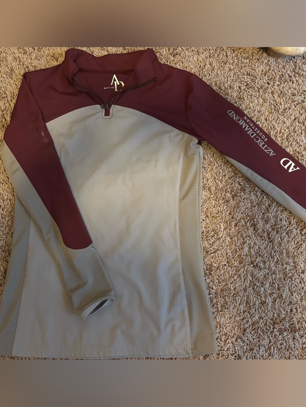 Aztec Diamond Womenโs Medium Base Layer